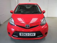 Used Toyota Aygo Style 68 HP (50 kW) 2013 Red Hatchback