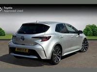 Używany Toyota Corolla 122 KM (89 kW) 2019 Srebrny Hatchback