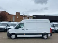 Used Mercedes Sprinter Premium 140 HP (102 kW) 2021 White Van