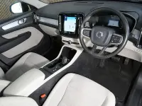 Used Volvo XC40 Momentum 2019 Black SUV