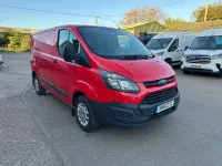 Begagnad Ford Transit Custom 100 HK (73 kW) 2016 Röd Van