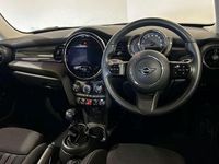 Usado Mini Cooper S Classic 176 HP (129 kW) 2022 Vermelho Citadino