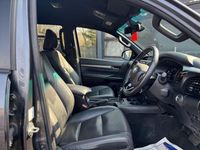 Used Toyota HiLux 204 HP (150 kW) 2021 Grey Pickup