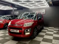 Usado Citroën C3 Picasso Platinum 100 HP (73 kW) 2017 Vermelho Monovolume