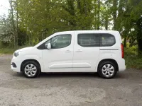 Usado Vauxhall Combo S 130 HP (95 kW) 2019 Branco Monovolume