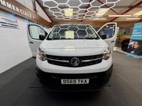 Used Vauxhall Vivaro Edition 100 HP (73 kW) 2019 White MPV