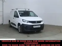 Używany Peugeot Partner 2021 Biały Minivan