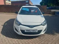 Used Hyundai i20 Classic 85 HP (62 kW) 2012 White Hatchback