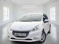 Used Peugeot 208 Allure 70 HP (51 kW) 2013 White Hatchback