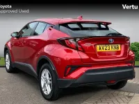 Used Toyota C-HR 122 HP (89 kW) 2023 Red SUV