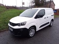 Used Peugeot Partner 131 HP (96 kW) 2021 White MPV