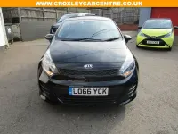 Usado Kia Rio Air 84 CV (61 kW) 2017 Negro Utilitario