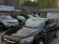 Used Vauxhall Astra Elite 165 HP (121 kW) 2013 Brown Hatchback