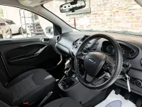 Used Ford Ka Plus Zetec 70 HP (51 kW) 2016 White Hatchback