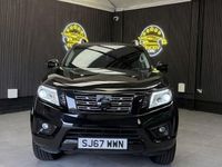 Used Nissan Navara Tekna 190 HP (139 kW) 2017 Black Pickup