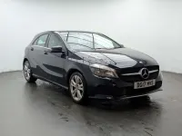 Używany Mercedes A200 2017 Niebieski Hatchback