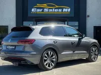 Usado VW Touareg Black Edition 286 HP (210 kW) 2020 Cinzento SUV