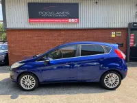 Used Ford Fiesta Titanium 120 HP (88 kW) 2014 Blue Hatchback