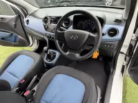 Used Hyundai i10 SE 2014 White Hatchback
