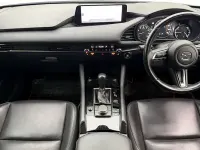Used Mazda 3 Takumi-Line 186 HP (136 kW) 2023 White Hatchback