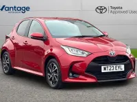 Used Toyota Yaris Design 113 HP (83 kW) 2023 Red Hatchback