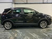 Used Vauxhall Crossland X SRi 83 HP (61 kW) 2020 Black SUV