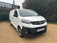 Used Vauxhall Vivaro 100 HP (73 kW) 2022 White MPV