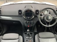 Used Mini Cooper Countryman 136 HP (100 kW) 2018 White SUV