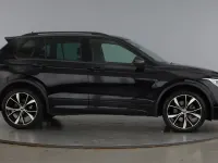 Used VW Tiguan R-line 245 HP (180 kW) 2023 Black SUV
