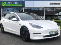 Used Tesla Model 3 Long Range AWD 11 kW (15 HP) 2021 White Sedan
