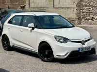 Used MG MG3 106 HP (77 kW) 2015 White Hatchback