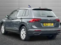 Usado VW Tiguan Life 150 HP (110 kW) 2023 Cinzento SUV