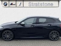 Begagnad BMW M135 M Performance 306 HK (225 kW) 2021 Svart Halvkombi