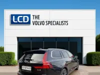 Used Volvo V60 Inscription 190 HP (139 kW) 2018 Black Estate