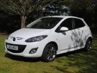Usado Mazda 2 Edition 84 HP (61 kW) 2012 Branco Citadino
