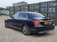 Usado Mercedes C220 Premium 170 CV (125 kW) 2015 Negro Berlina