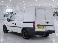 Used Vauxhall Combo 75 HP (55 kW) 2008 White MPV