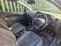 Usado Ford Fiesta Zetec 2013 Negro Utilitario