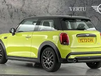 Used Mini Cooper Classic 136 HP (100 kW) 2022 Yellow Hatchback