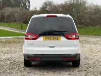 Używany Ford Galaxy Zetec 140 KM (102 kW) 2011 Biały Minivan
