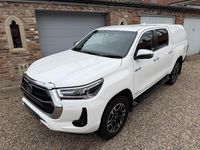 Used Toyota HiLux 150 HP (110 kW) 2023 White Pickup