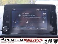 Used Peugeot Partner Premium 100 HP (73 kW) 2022 White MPV