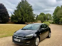 Used Vauxhall Astra Excite 2014 Black Hatchback