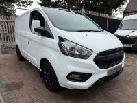 Used Ford Transit Custom Limited 130 HP (95 kW) 2019 White Van