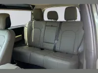 Used Land Rover Defender HSE Dynamic 245 HP (180 kW) 2024 Green SUV