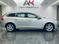 Używany Volvo V60 SE Lux 215 KM (158 kW) 2012 Srebrny Kombi
