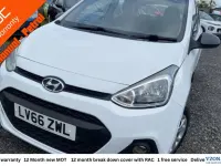 Usado Hyundai i10 66 CV (48 kW) 2016 Blanco Utilitario