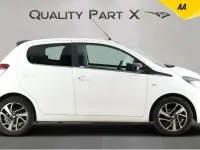 Begagnad Peugeot 108 Allure 72 HK (52 kW) 2021 Vit Halvkombi