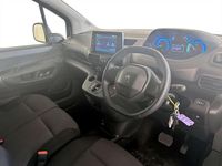 Used Peugeot E-Partner 50 kW (68 HP) 2022 White MPV