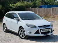 Used Ford Focus Zetec 2011 White Estate